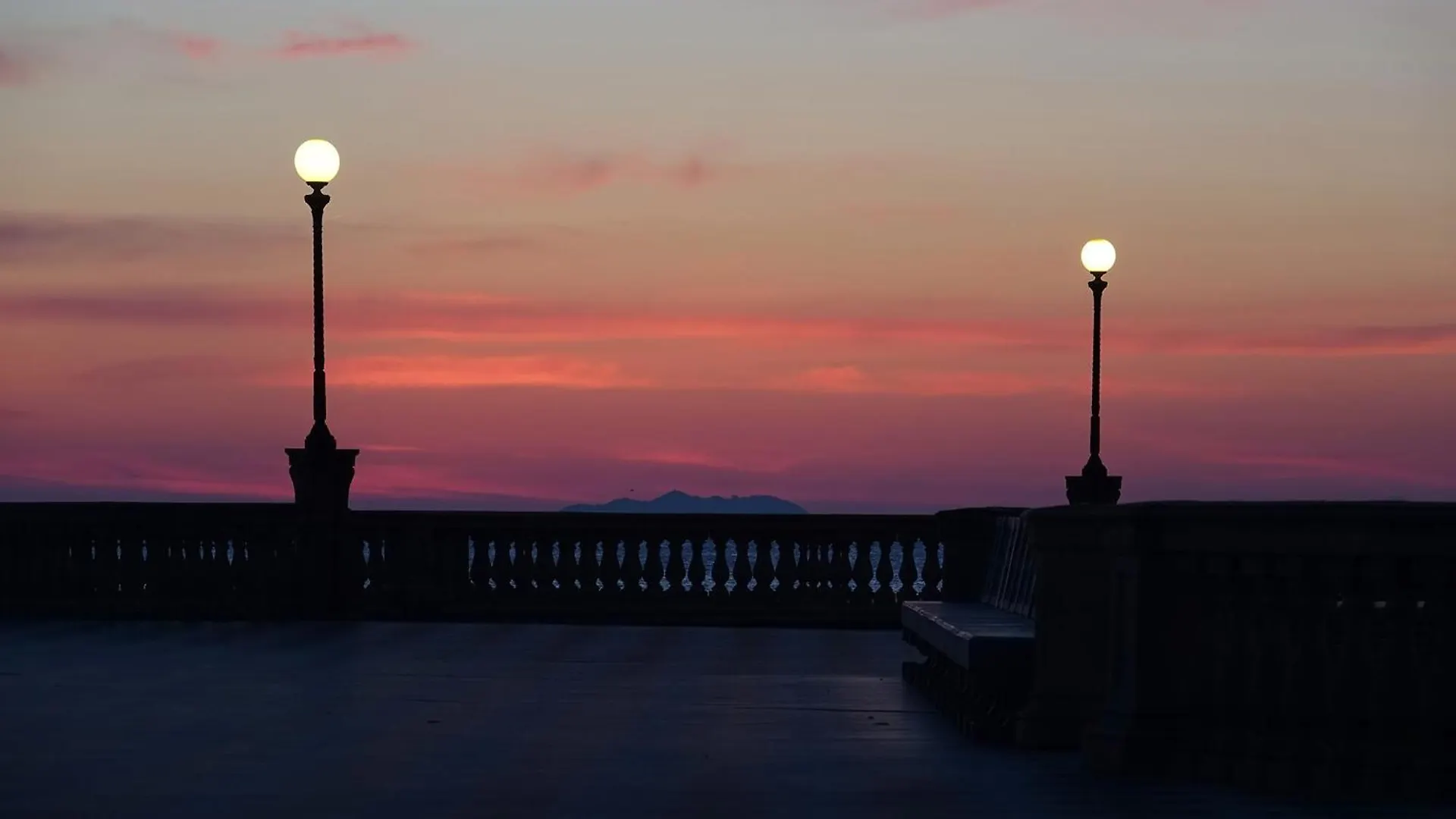 B&B Luce Livorno Centrale 0*,