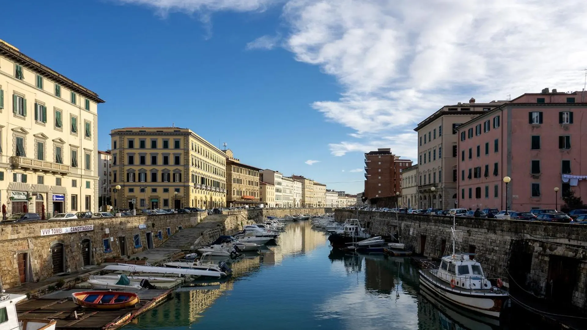 B&B Luce Livorno Centrale
